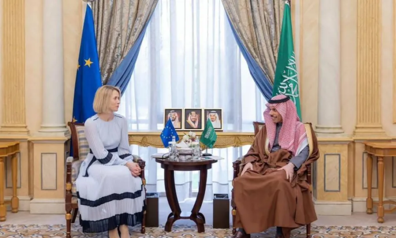 المباحثات السعودية: جهود إقليمية ودولية لتعزيز الاستقرار