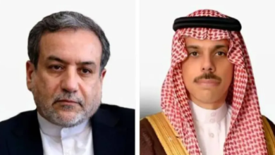 وزير الخارجية السعودي يتلقى اتصالاً من نظيره الإيراني