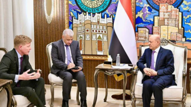 دعوة يمنية لمعالجة جذور الأزمة المرتبطة بإيران وتأثيرها