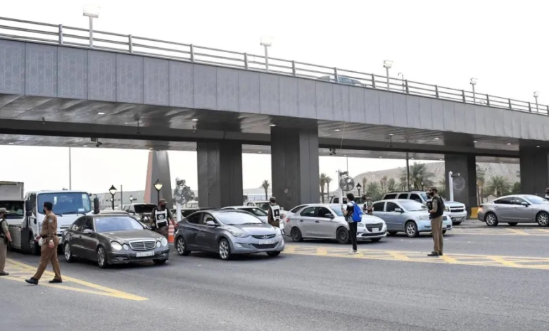 السعودية: منع دخول المقيمين مكة المكرمة بدون تصريح