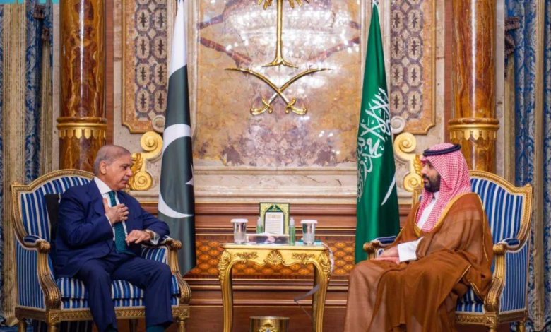 نقاشات سعودية باكستانية في جدة: تعزيز الشراكة الاستراتيجية