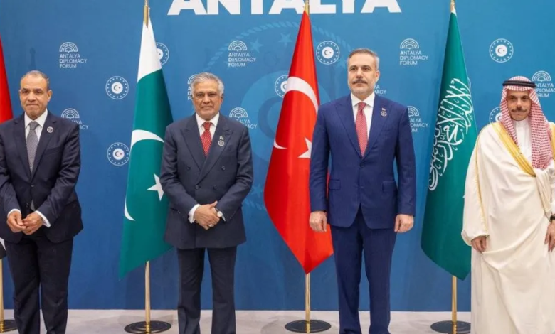وزير الخارجية السعودي يشارك باجتماع أنطاليا الرباعي