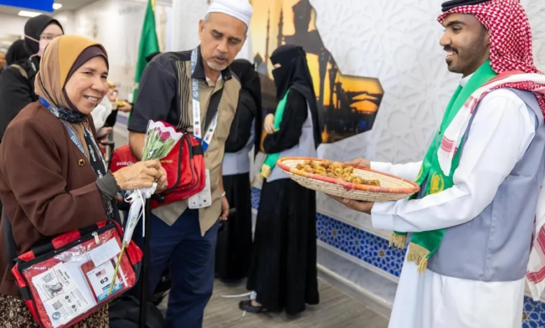 توافد قوافل الحجيج إلى السعودية وسط خدمات متكاملة