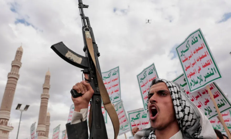 غياب حكومة الحوثيين: استراتيجية لترسيخ السلطة في اليمن