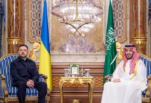 ولي العهد يستقبل زيلينسكي بجدة لبحث الأزمة الأوكرانية