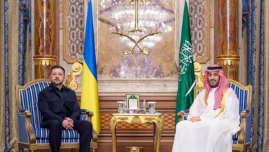 ولي العهد يستقبل زيلينسكي بجدة لبحث الأزمة الأوكرانية