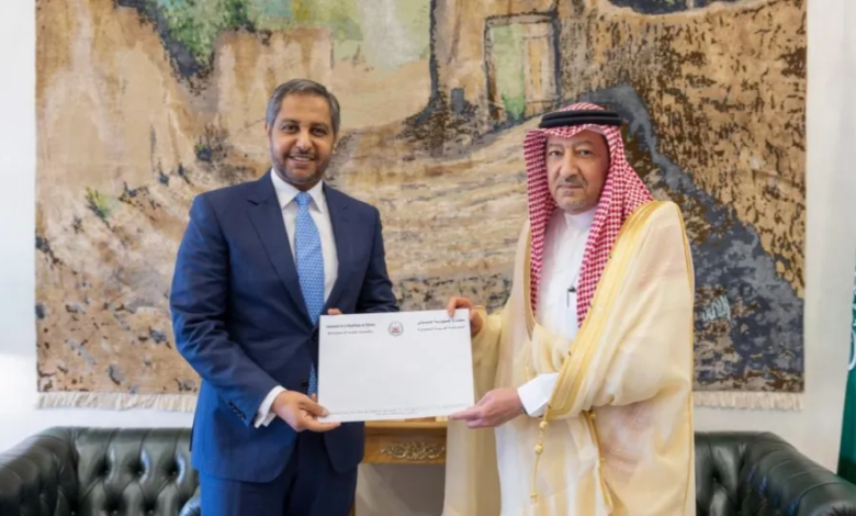 خادم الحرمين يتلقى رسالة من رئيس جيبوتي لتعزيز العلاقات