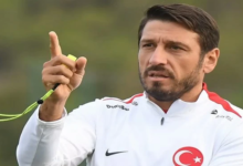 إصابة مدرب منتخب تركيا وفقدانه الوعي بمباراة كرواتيا