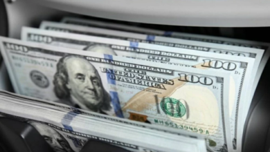 تراجع سعر الدولار في مصر اليوم دون 54 جنيها بالبنوك