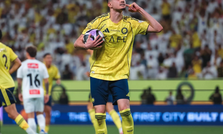 أرقام عبدالله الحمدان مع النصر تتفوق على مسيرته مع الهلال