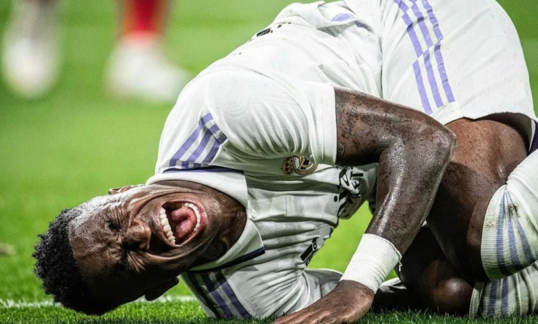 لامين يامال وفينيسيوس: هل تختلف حماية الحكام في إسبانيا؟