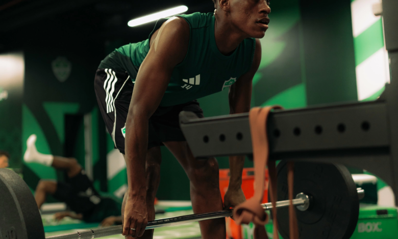 تاريخ مواجهات الأهلي والفيحاء: هل يفقد الراقي هيبته؟