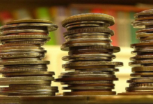 مصر تطرح عملة معدنية جديدة فئة 2 جنيه لحل أزمة الفكة