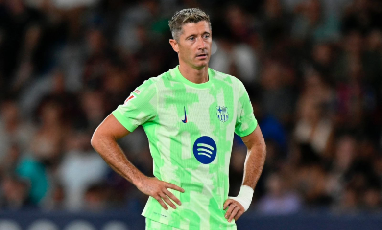 مستقبل ليفاندوفسكي مع برشلونة: غموض، شروط، واهتمام ميلان