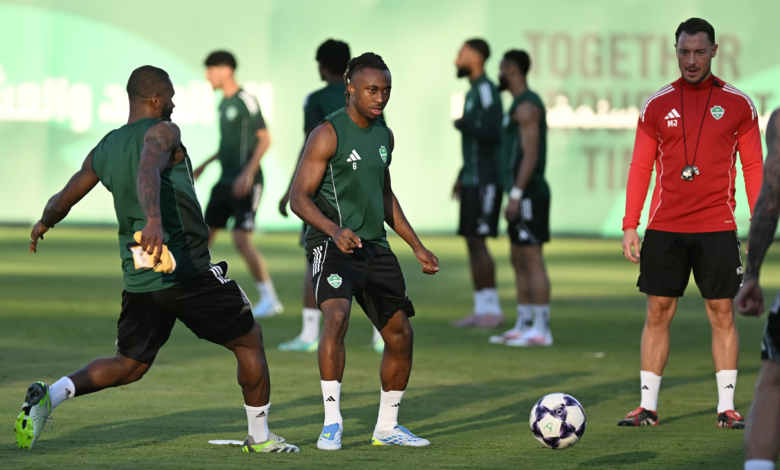 عودة مجرشي وهوساوي في تدريبات الأهلي قبل قمة الدحيل