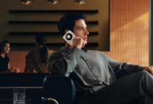 مواصفات وسعر هاتف HUAWEI Mate 80 Pro بكاميرا الذكاء الاصطناعي