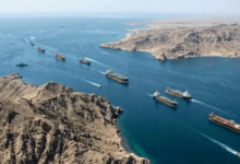 حصار مضيق هرمز: 13 مليار دولار خسائر الاقتصاد الإيراني
