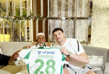 ميريح ديميرال يخطف قلوب الجماهير بلقاء مشجع أهلاوي