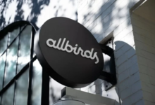 تحول شركة Allbirds إلى الذكاء الاصطناعي يثير جنون البورصة