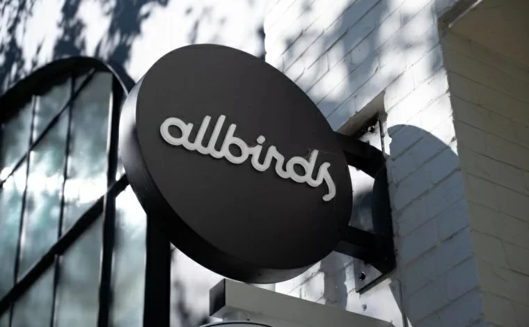 تحول شركة Allbirds إلى الذكاء الاصطناعي يثير جنون البورصة