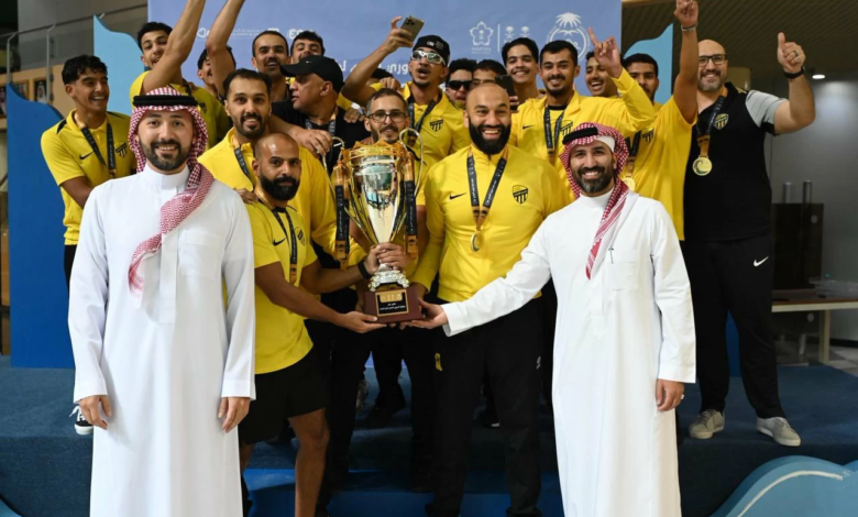 نادي الاتحاد يتوج بلقب دوري كرة الماء السعودي 2025