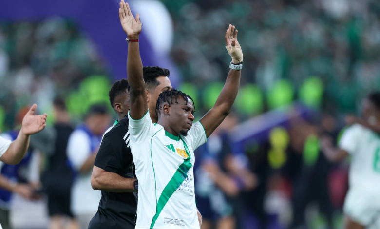 زكريا هوساوي يعيد نطحة زيدان في نهائي آسيا ويشعل الجدل