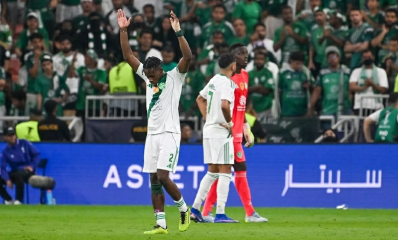 زكريا هوساوي يعتذر لجماهير الأهلي بعد طرد نهائي آسيا