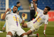 نادي أبها بطلاً لدوري يلو ويعود رسمياً إلى دوري روشن