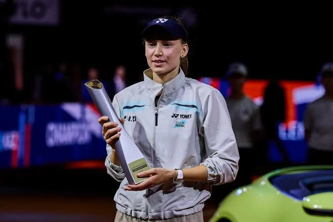 رياكينا تهاجم التحكيم الإلكتروني في مدريد: هل التكنولوجيا موثوقة؟