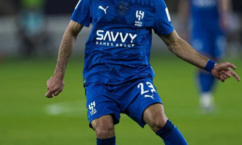 دعم جماهير الهلال لسلطان مندش بعد انتقاله للزعيم