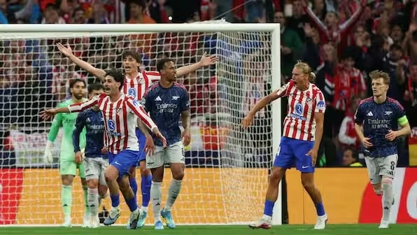 أتلتيكو مدريد وأرسنال: تعادل مثير في نصف نهائي الدوري الأوروبي