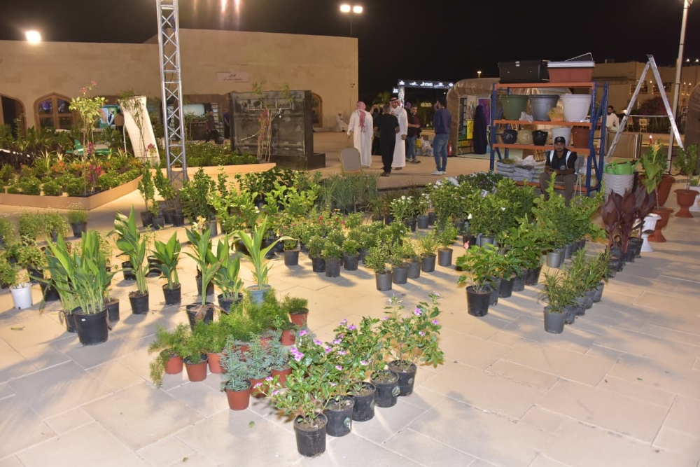 5 ورش توعوية وإرشادية في مهرجان عالم النباتات والزهور بالعوامية