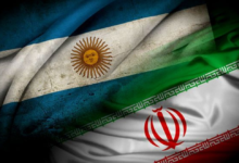 الأرجنتين تطرد الدبلوماسي الإيراني وتصعد موقفها ضد طهران
