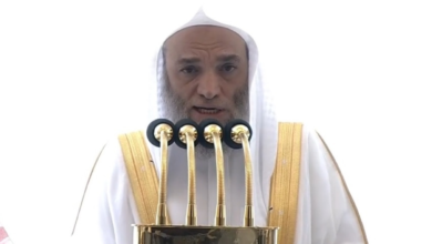 إمام الحرم المكي يحذر من تزيين الشيطان لسوء الأعمال