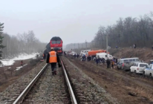 إصابة 55 شخصاً في حادث قطار في روسيا: التفاصيل الكاملة