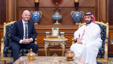 لقاء ولي العهد ورئيس الفيفا: تعزيز التعاون الرياضي