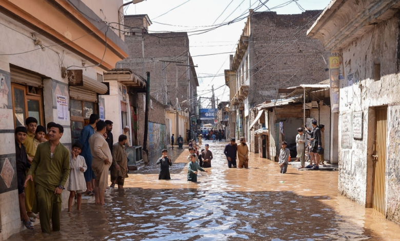 ضحايا الأمطار الغزيرة في باكستان: 45 قتيلاً و105 جرحى