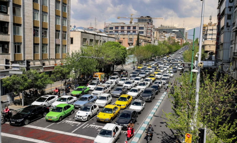 تهديدات أمريكية وإسرائيلية بضرب البنية التحتية في إيران