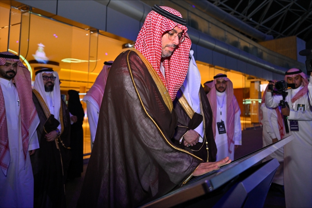 محافظ جدة يفتتح الملتقى المهني ال13 لجامعة الملك عبدالعزيز