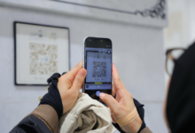 الخدمات الرقمية بالمسجد الحرام: تقنية QR لخدمة المعتمرين