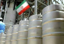 إيران ترفض قيود تخصيب اليورانيوم وتتحدى أمريكا وإسرائيل