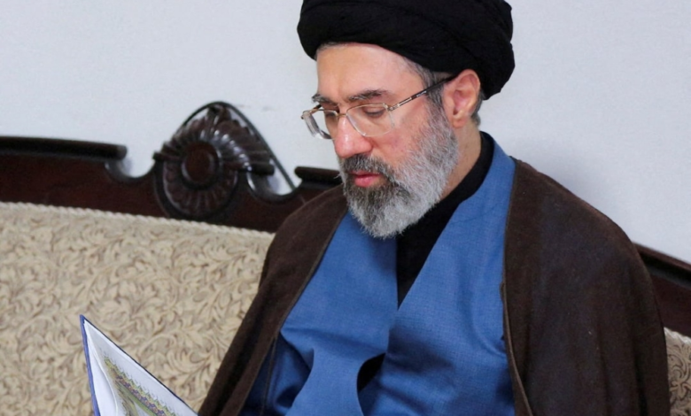 مجتبى خامنئي: انتصرنا ومرحلة جديدة لإدارة مضيق هرمز