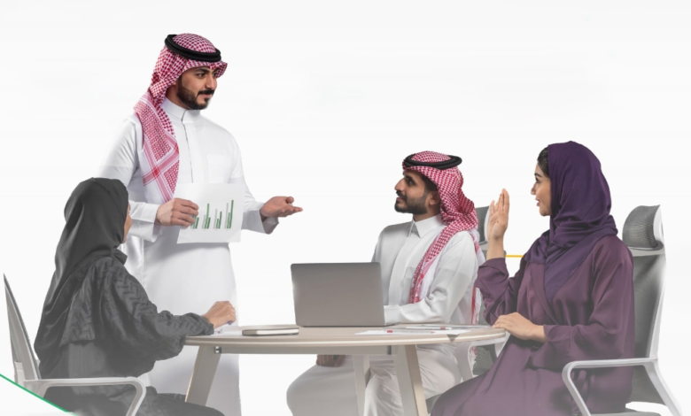 توثيق عقود العمل عبر منصة قوى: الموارد البشرية ترفع النسبة