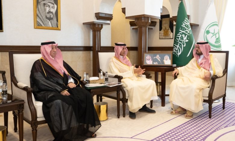 نائب أمير مكة يتابع تطوير 9 وجهات عمرانية توفر 80 ألف وحدة