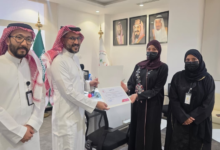 تكريم مواطنة لإنقاذ حياة طفلة بمسجد قباء | الهلال الأحمر