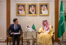 وزير الخارجية السعودي يبحث تطورات المنطقة مع مبعوث كوريا