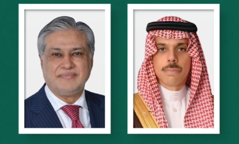 وزير الخارجية السعودي يبحث التطورات مع الأردن وباكستان