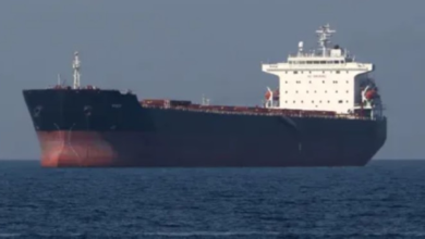 الجيش الأمريكي يفرض حصاراً ويمنع 6 سفن من مغادرة إيران