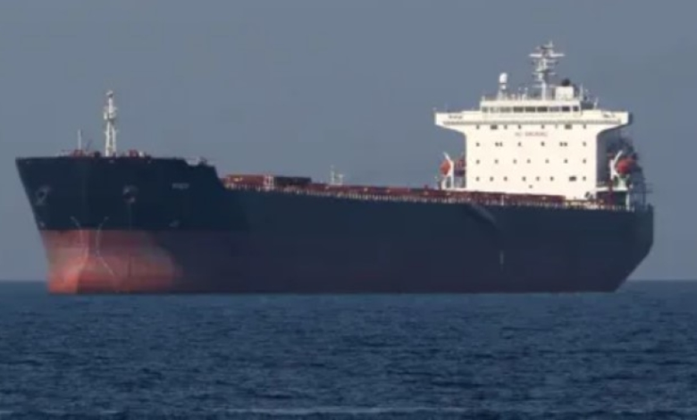 الجيش الأمريكي يفرض حصاراً ويمنع 6 سفن من مغادرة إيران