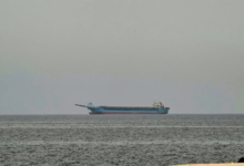 حصار بحري أمريكي: تغيير مسار 10 سفن إيرانية وتصاعد التوتر